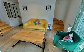 Chaleureux T3 Avec Terrasse/ Proche Valence